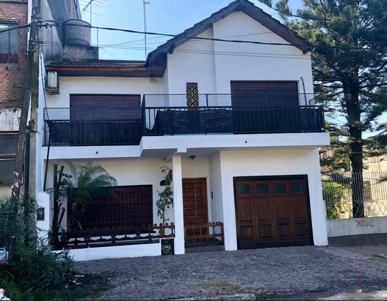 Casa en venta en Muñiz de 5 ambientes