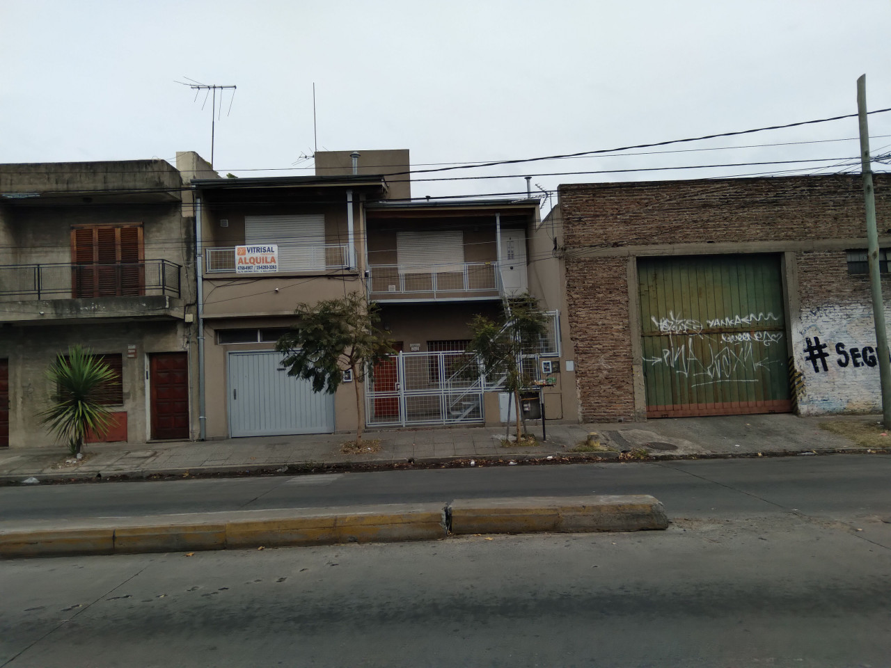 Inversión Ideal en Villa Ballester: 4 P.H. en Block con Opción de Compra Conjunta o Individual