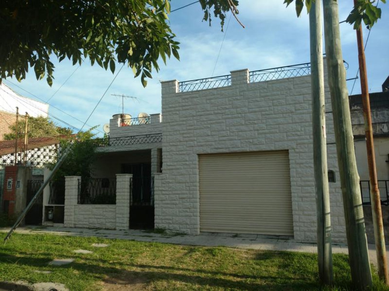 Casa en General San Martin (Cod 969)