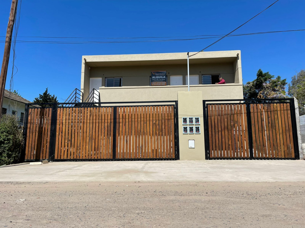 Departamento de 2 ambientes en alquiler en Pilar - P.B con cochera