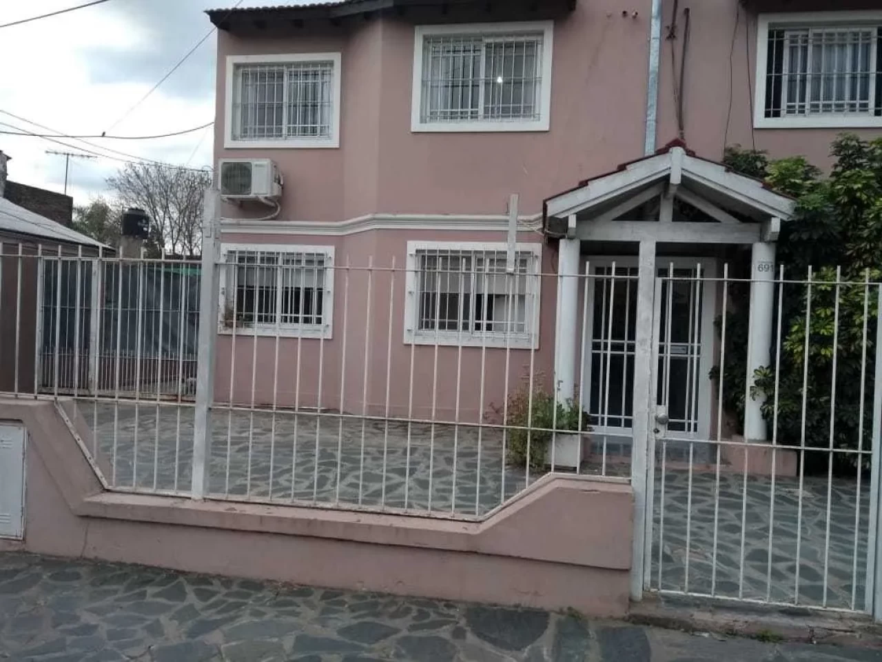 PH EN VENTA EN BELLA VISTA - RETASADA